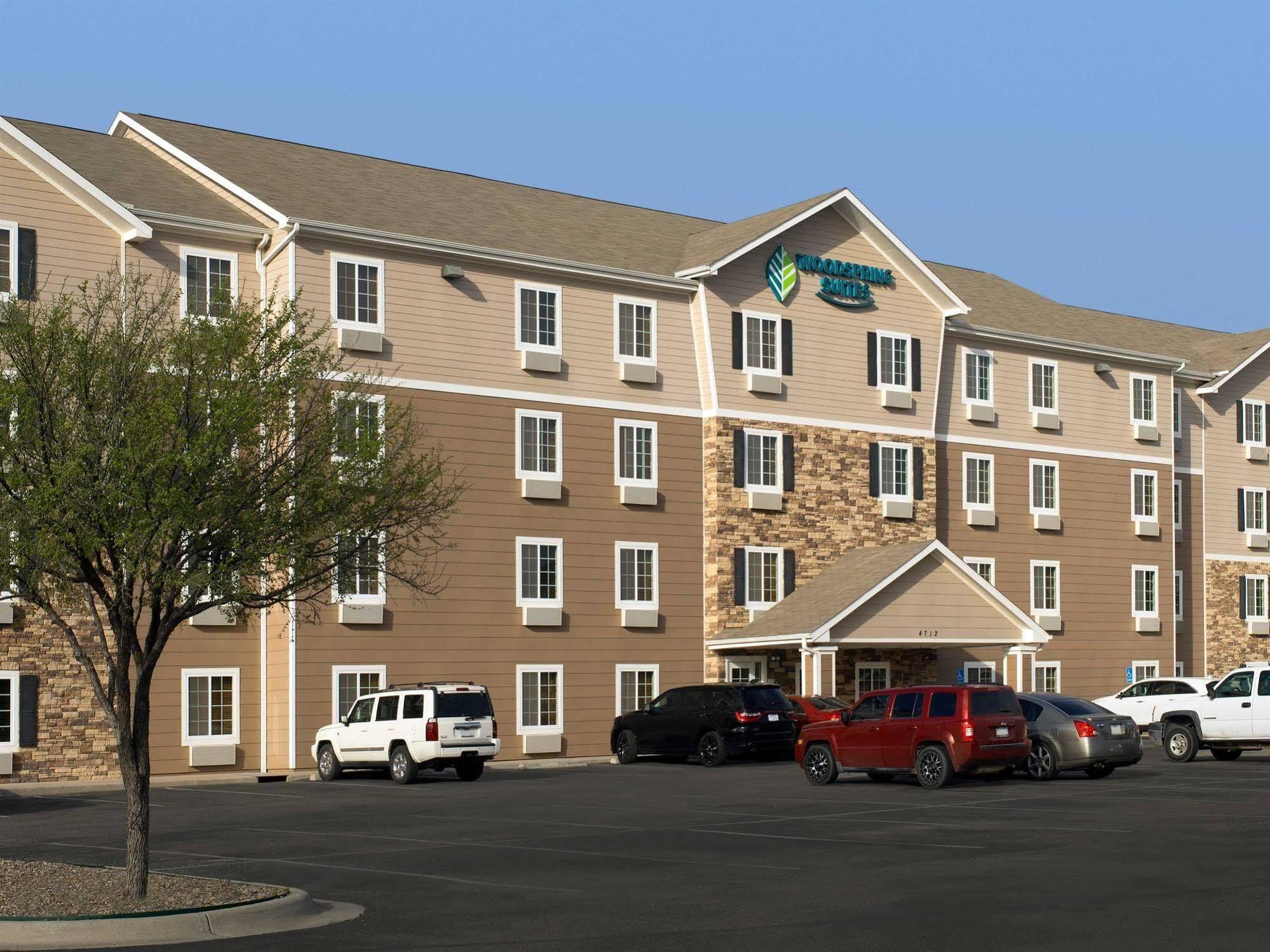 Woodspring Suites Мидленд Экстерьер фото