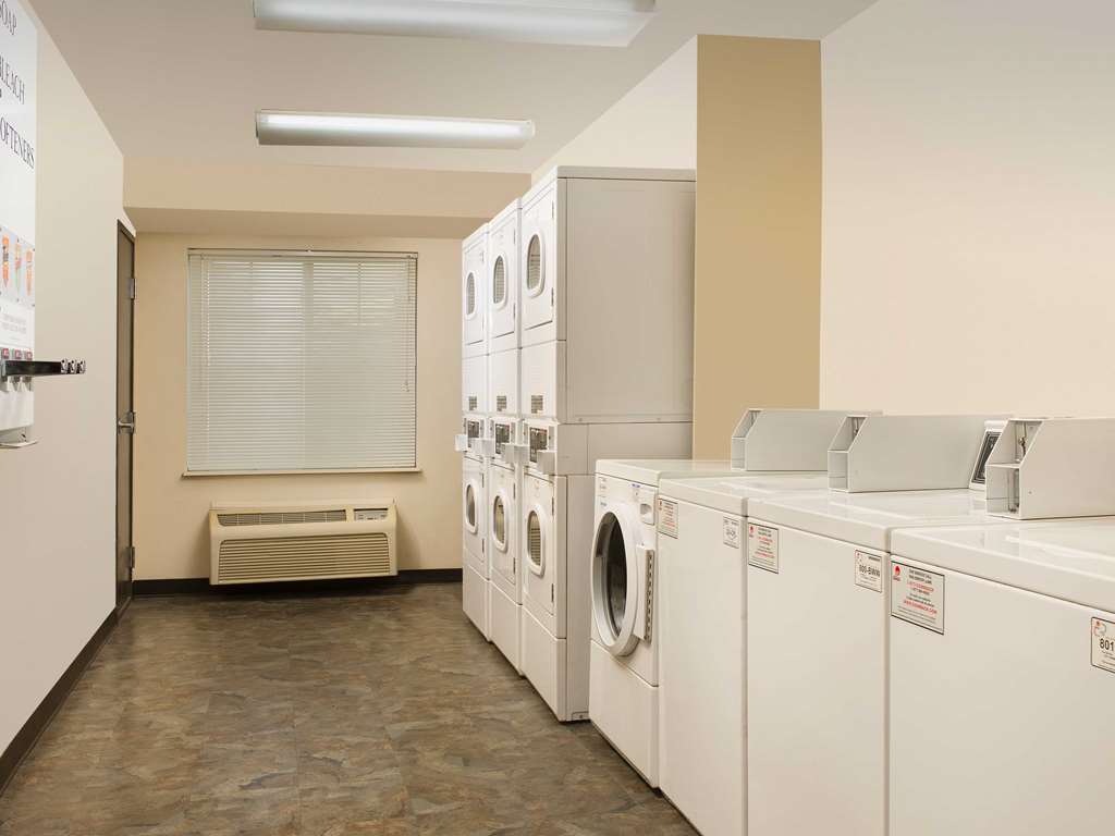 Woodspring Suites Мидленд Удобства фото